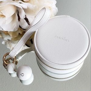 PANDORA Wrislet Bracelet Case Travel Jewelry Box